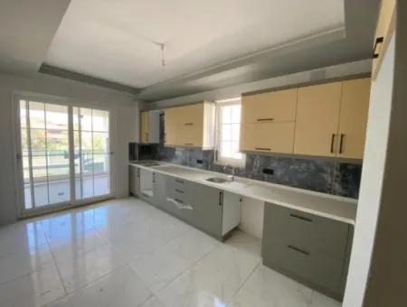 Muğla, Ortaca Cumhuriyet Mah. 400 M2 Arsada 4+1 Villa Satılık