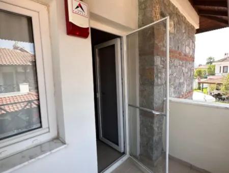 Muğla Dalyan Da 6 Villalık Sitede 3+1  Bağımsız  Eşyalı Taş Villa Kiralık