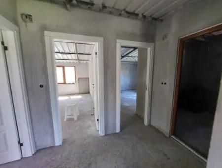 Muğla Ortaca Mergenlide Satılık 2 Katlı Bahçeli Ev