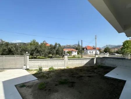 Ortaca Cumhuriyetde 4+1 Sıfır Lüks Tripleks  Villalar Satılık