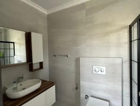 Ortaca Cumhuriyetde 4+1 Sıfır Lüks Tripleks  Villalar Satılık