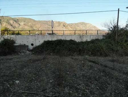 Köyceğiz Toparlar’da Ana Yola Cepheli 2.800 M² Ticari/Konut İmarlı Arsa Satılık