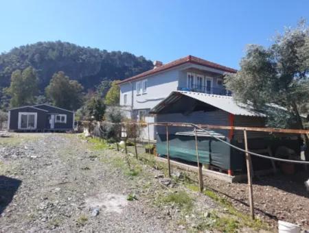 Ortaca Okçularda Anayola Sıfır 740 M2 Arsada 2+1 Tiny House Satılık Veya Takas