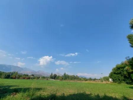 Köyceğiz Beyobasında Müstakil 1.300 M2, 250M2 İnşaat Hakkı Olan Kelepir Arsa Satılık
