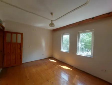Muğla Ortaca Dalyan Merkezde 120 M2, 3+1 Daire Kiralık.