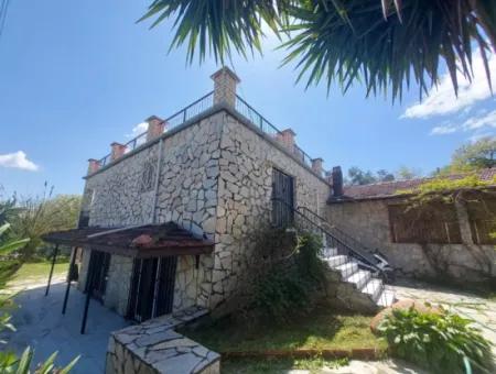 Muğla Dalyanda 400 M2 Müstakil Arsada Göl Ve Doga Manzaralı Mesken Satılık