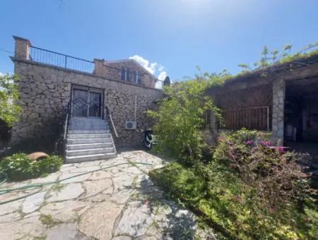 Muğla Dalyanda 400 M2 Müstakil Arsada Göl Ve Doga Manzaralı Mesken Satılık