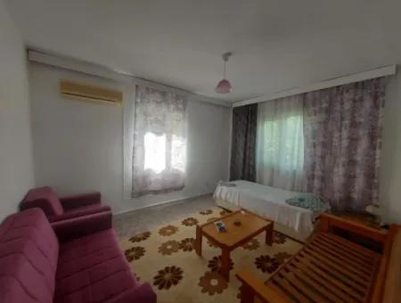 Mugla Dalyanda 400 M2 Müstakil Arsada Göl Ve Doga Manzaralı 2+1 Eşyalı Ev Kiralık