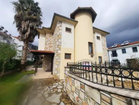 Muğla Dalyan Da 700 M2 Arsada Yüzme Havuzlu Eşyalı 3+1, 2 Dubleks Kiralık