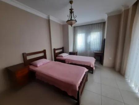 Muğla Dalyan Da 700 M2 Arsada Yüzme Havuzlu Eşyalı 3+1, 2 Dubleks Kiralık