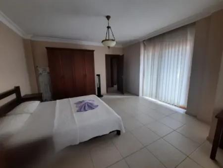 Muğla Dalyan Da 700 M2 Arsada Yüzme Havuzlu Eşyalı 3+1, 2 Dubleks Kiralık