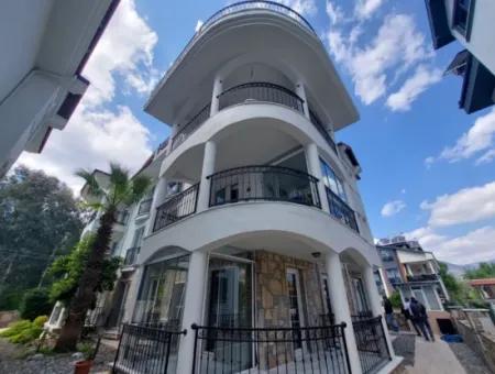 Köyceğizde Göle Sıfır  2+1 Giriş Katı Daire Satılık Veya Takas