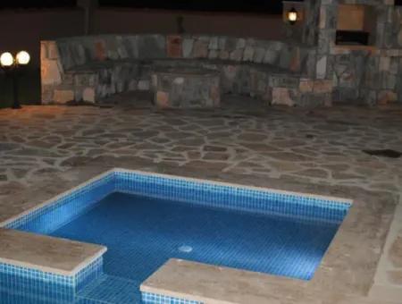 Dalyanda Toplu Konut Ve Otel Yapmaya Uygun 2836 M2, 15/30 İmarlı Arsa Satılık