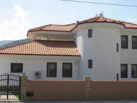 Dalyanda Toplu Konut Ve Otel Yapmaya Uygun 2836 M2, 15/30 İmarlı Arsa Satılık