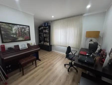 Fethiye Foça Çalışda 680M2 Arsada Sıfır Yüzme Havuzlu 160M2, 4+1 Çatı Dubleksi Satılık