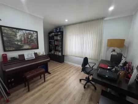 Fethiye Foça Çalışda 680M2 Arsada Sıfır Yüzme Havuzlu 160M2, 4+1 Çatı Dubleksi Satılık