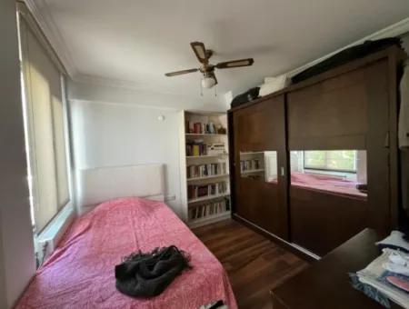 İzmir Güzelbahçe Kahramanderede 250 M2, 5+1 Dubleks Satılık Veya Kısmen Takas Olur
