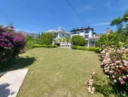 Ortaca Çaylıda, 750 M2 Arsada, 4+1 Lüx Villa Satılık