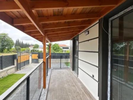 Ortacada 4+1 150 M2 Sıfır Villa Satılık