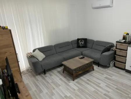 Cumhuriyet De 1+1 Daire Satılık