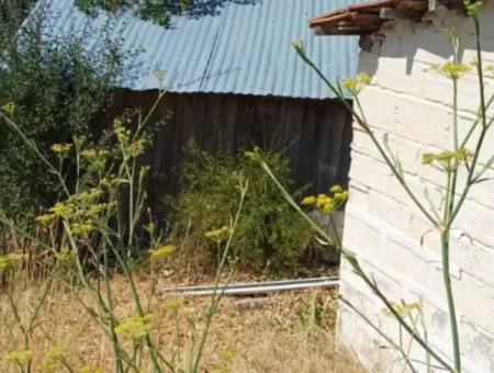 Denizli Çameli Gökçeyaka’da 750 M² Arazide 2 Katlı Taş Ev Satılık