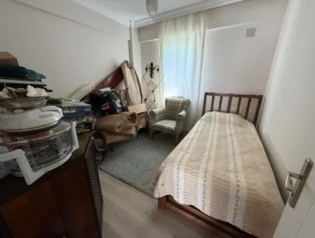 Ortaca Cumhuriyette 3+1 115M2 Giriş Kat Daire Satılık.