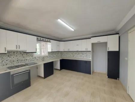 Ortaca Eskiköy’de Doğanın Kalbinde 3+1 Tek Katlı Ev – Yıllık Kiralık