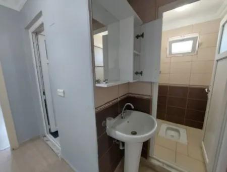 Ortaca Eskiköy’de Doğanın Kalbinde 3+1 Tek Katlı Ev – Yıllık Kiralık