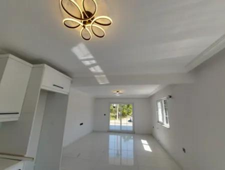 Muğla Ortaca Eskiköy’de  Doğanın Ortasında Huzurlu Bir Yaşam İçin İdeal 2+1 Tek Katlı Ev Kiralık.