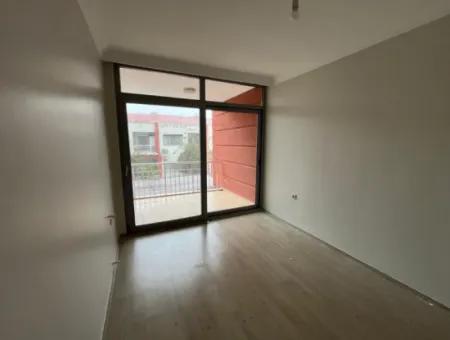 Ortaca Beşköprü'de Sitede Havuzlu 3+1 Dubleks Kiralık