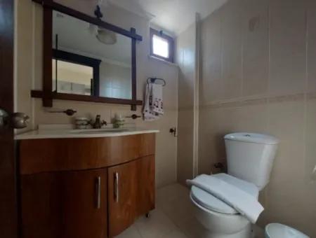 Dalyan Merkezde 5+1 Satılık Triplex Villa