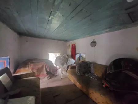 Muğla Fethiye İnlice’de Doğa İçinde Satılık Tapulu Köy Evi