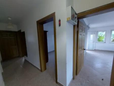 Ortaca Marmarlıda Bahçeli 150 M2, 3+1 Üst Kat Eşyasız Daire Kiralık